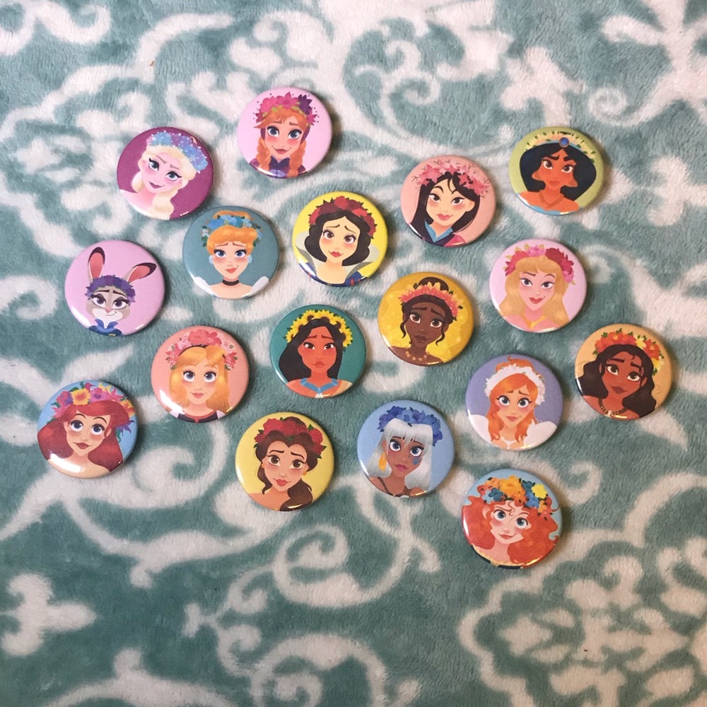 💕Disney Princess Inspired Flower Crown Pins💕